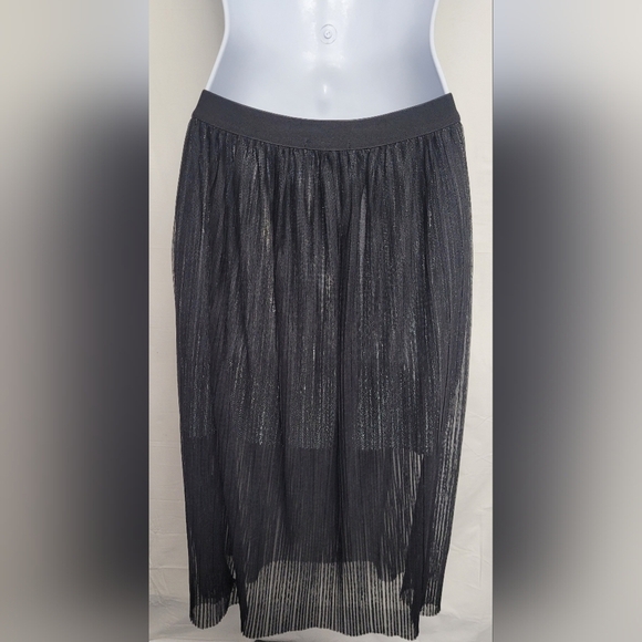 Forever 21 M Black Silver Metallic Mini Skirt Long Sheer Overlay Elastic Waist - Picture 2 of 5